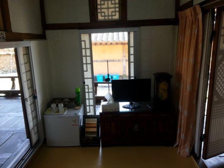 Hotel Goseong Choi Pilgan'S Old House Zimmer foto